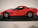 1:18 CORVETTE Z 06 2001 TORCH RED
