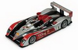 1:43 AUDI R 10 NO1 WINNER LE MANS 2007