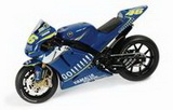1:24 YAMAHA YZR-M1 GAULOISES V.ROSSI 2005