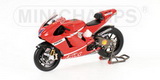 1:12 DUCATI DESMOSEDICI GP8 MARLBORO MOTO GP 2008 C.STONER