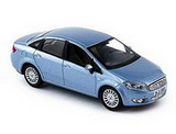 1:43 FIAT LINEA 2006 BLUE