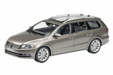 1:43 VW PASSAT VARIANT SILVER
