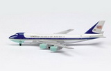 1:600 AIR FORCE ONE B 747